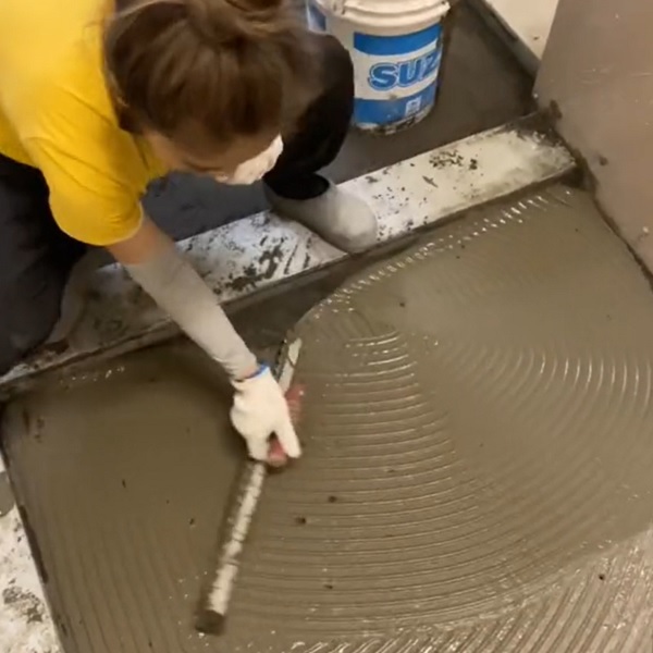 Bay răng cưa inox tạo rãnh trên hồ dầu 4 Bay răng cưa inox tạo rãnh trên hồ dầu - Ảnh 4