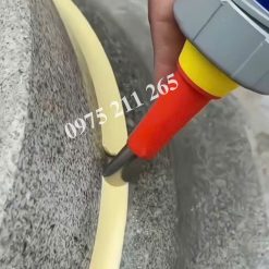 dau voi bom keo silicon 3