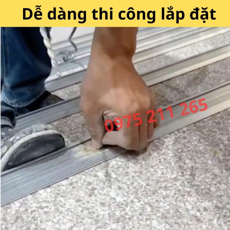 nep chong truot cau thang 8