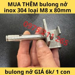 moc inox treo da tuong